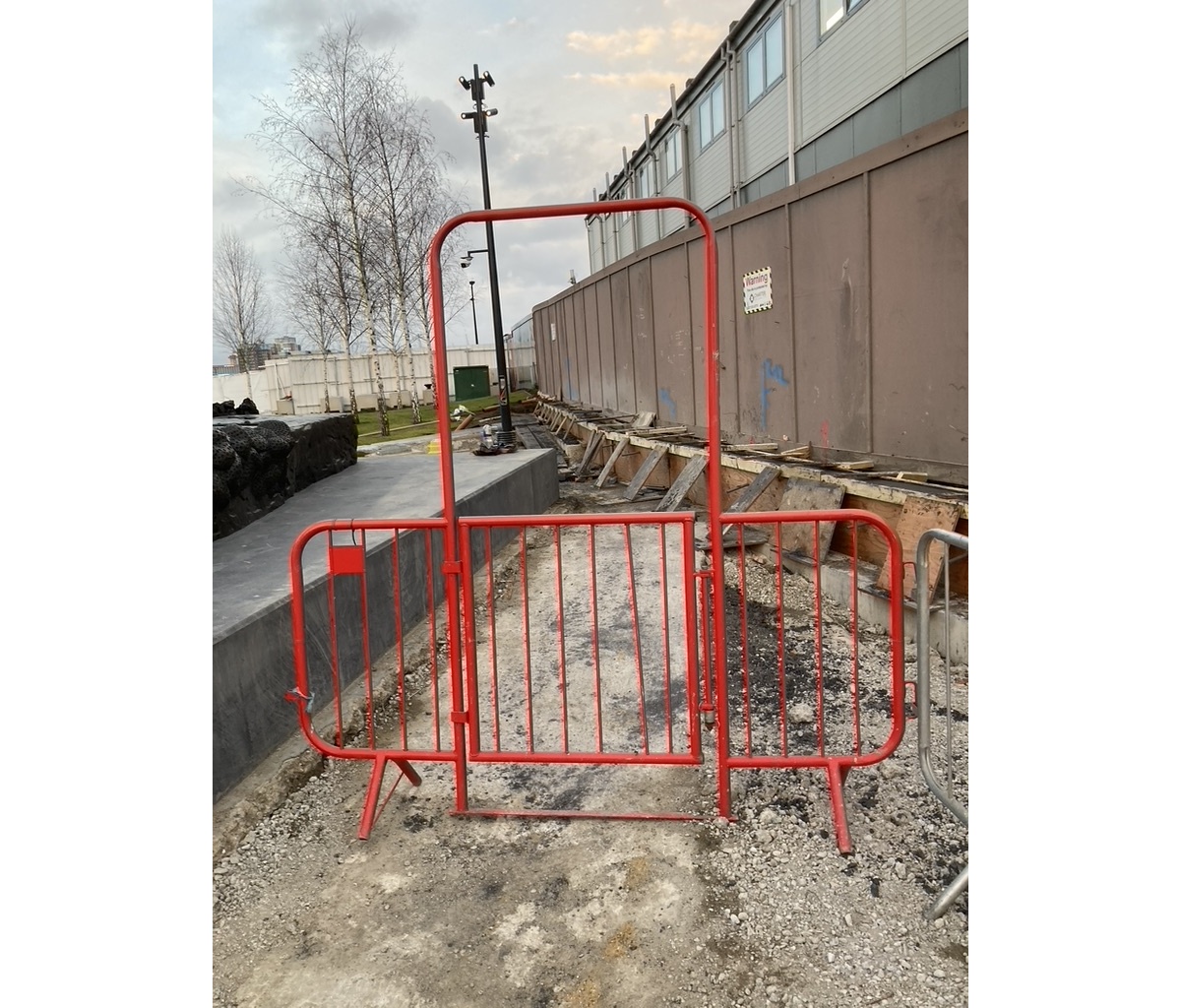 <img alt="" src="/images/0/3/8/7/1/038714ec2d426bded36871cce296c3d232e4bd1d-tor.jpeg?name" />