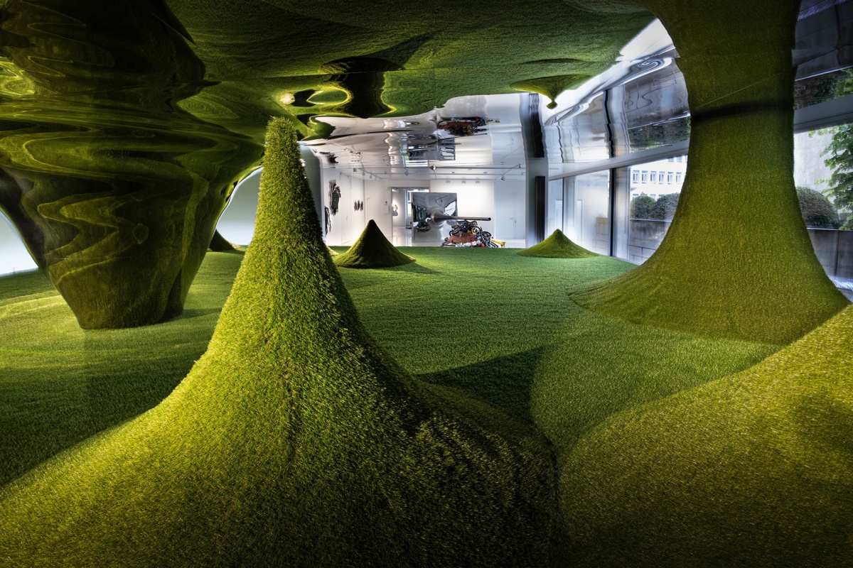 <img alt="" src="/images/9/9/f/c/8/99fc82834fc4af31295a5cb1c3865ff85a6dd9aa-gods13.jpeg?name" />