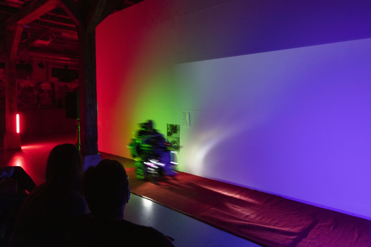 <img alt="" src="/images/9/5/e/f/f/95eff514b36572d498db084f36231f0f8a59f2f8-w0a1314.jpg?name" />