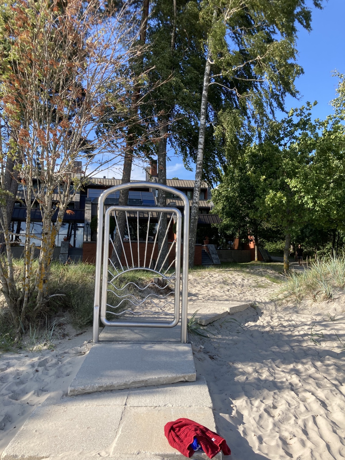 <img alt="" src="/images/d/e/8/5/6/de856f9caf18d5bae22e227c07c684d6adb86bba-tor3.jpg?name" />