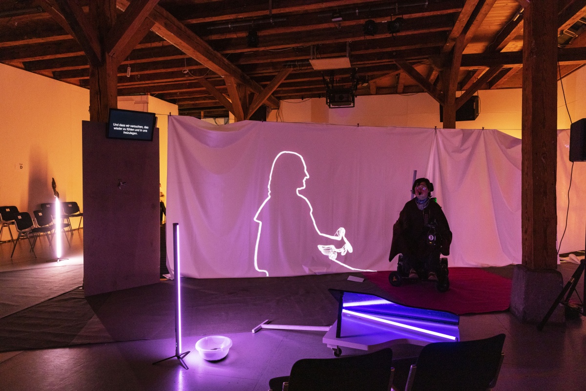 <img alt="" src="/images/2/d/2/1/d/2d21dcf3a73f3084d772f4702b8f1c524f0aba1f-w0a0894.jpg?name" />