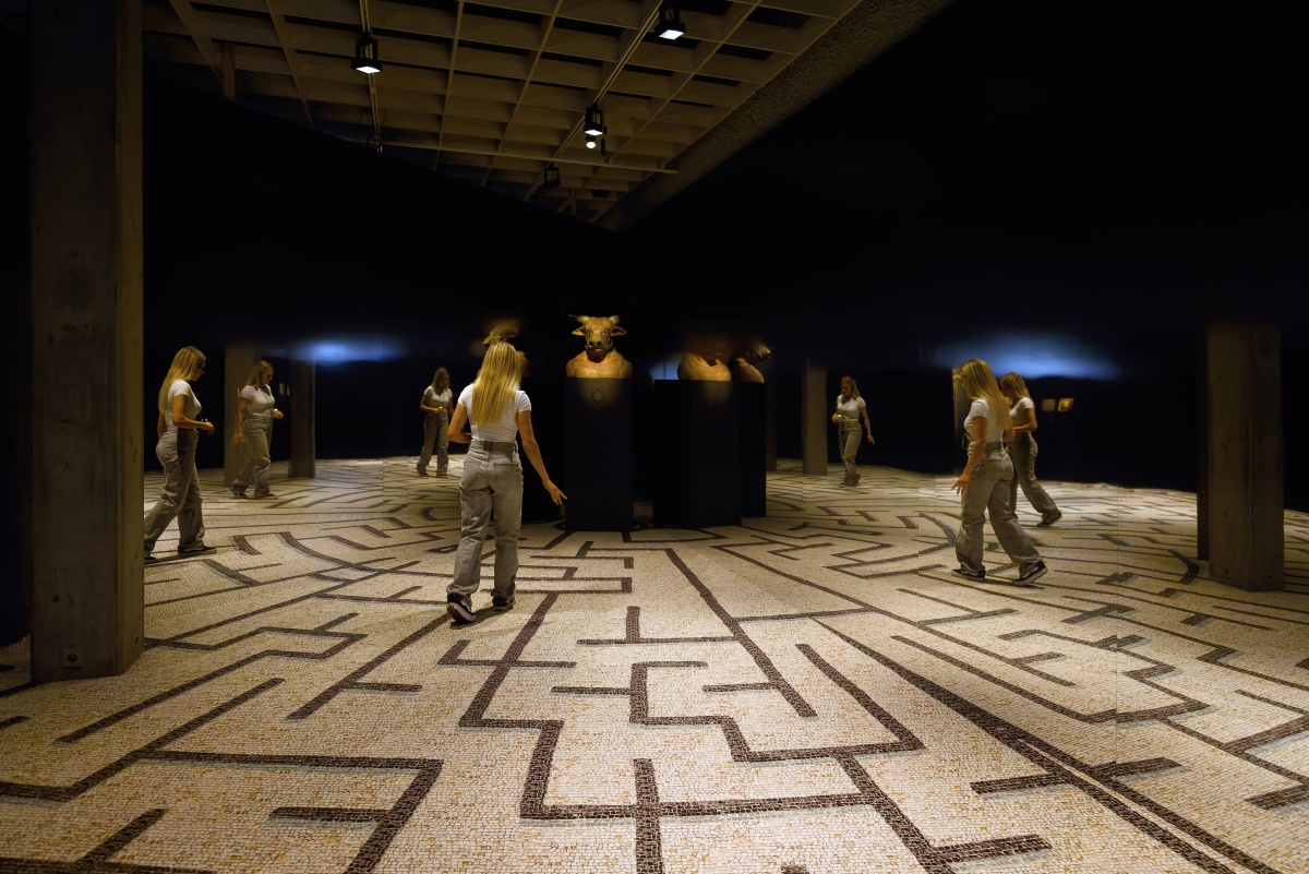 <img alt="" src="/images/2/e/b/7/5/2eb75b2bae0dc4092442dc7d3c7b55fd070f1951-flavia-schaub55a9122midres.jpg?name" />