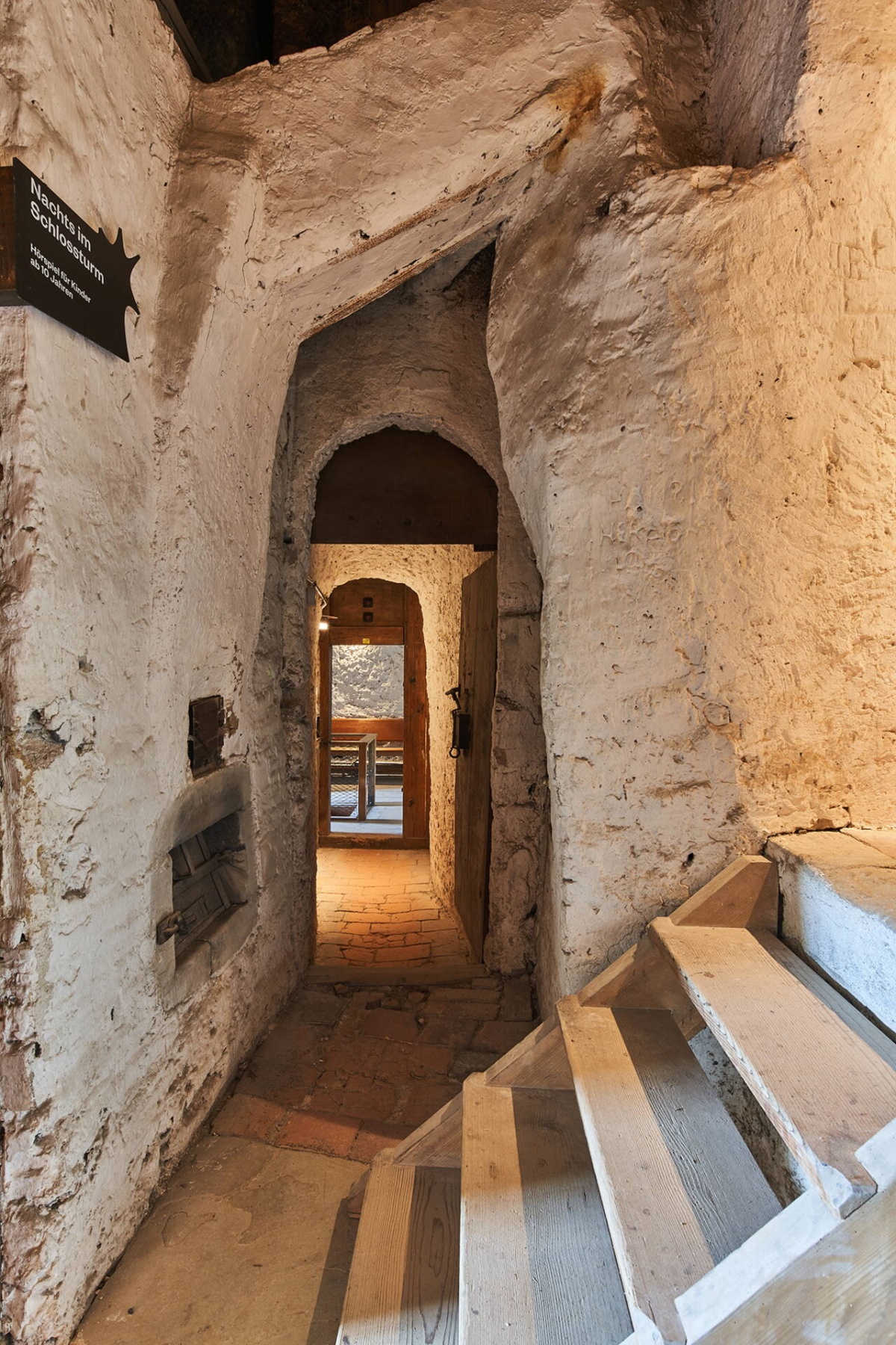 <img alt="" src="/images/0/7/b/e/1/07be1625b53f9a43f3930090d8cf155d4661fc8c-sanierungschlossaarwangenkerker-1280.jpg?name" />