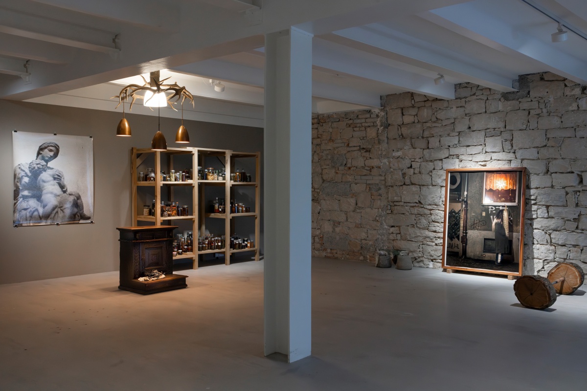 <img alt="" src="/images/e/a/2/a/0/ea2a006051534928d5be810eabda4677f85ccb2c-hfp01.jpg?name" />