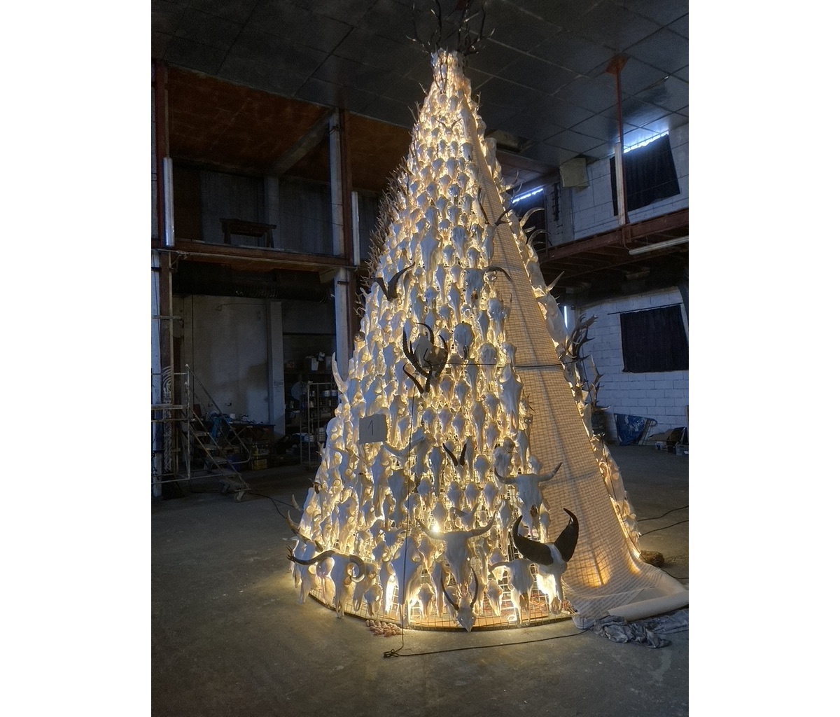 <img alt="" src="/images/5/6/c/6/6/56c66eb2421adbb0d5149e66f7d3a578281034ae-5a37d893-6cc5-40c4-beb9-fde499f6886e1105c.jpeg?name" />