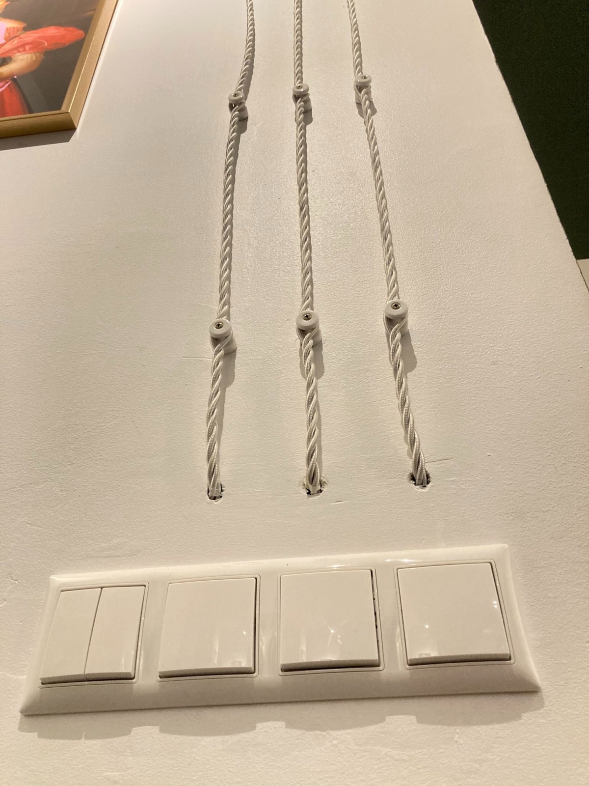 <img alt="" src="/images/8/d/a/d/7/8dad7bdd8d9eb806facada747310a2ccc035aaa9-3er.jpeg?name" />