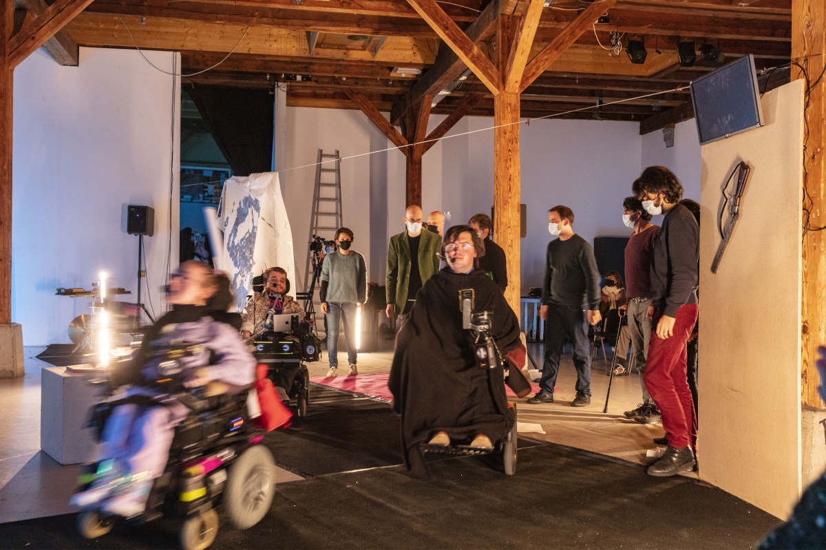 <img alt="" src="/images/3/1/c/4/9/31c490e0848e89f4d5a42a6b84fc065a95f16df5-w0a1130.jpg?name" />